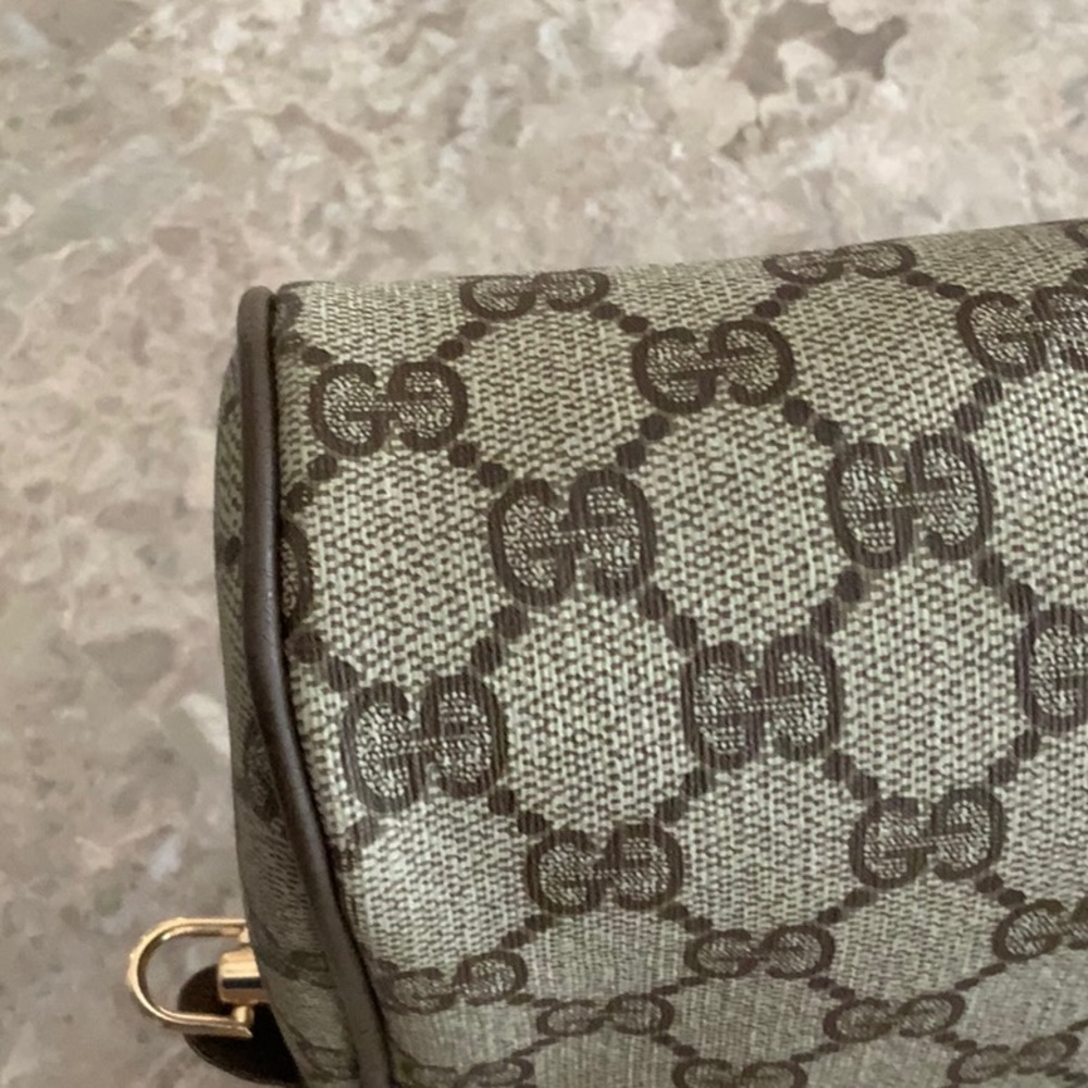 Gucci Cream and Brown Messenger Bag with GG Monogram - Picture 13 of 16